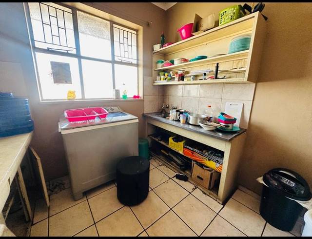 2 BEDROOM APARTMENT FOR SALE IN GERMISTON STATION